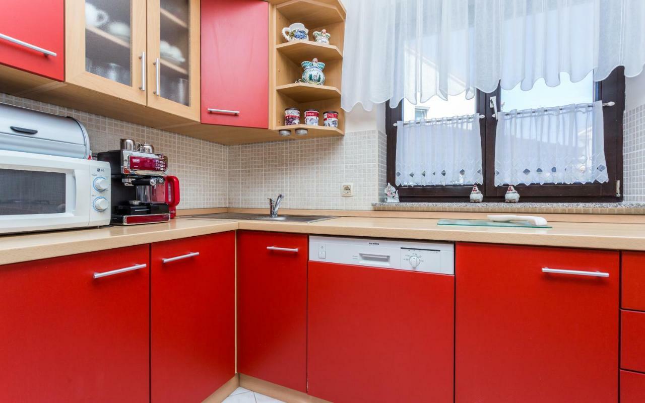 Apartament Smilja *