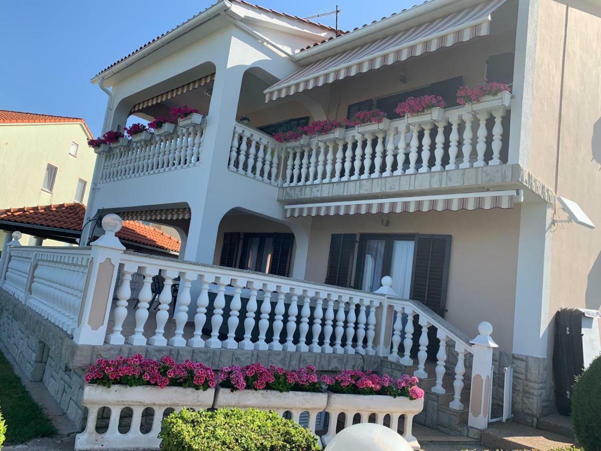 Apartament Smilja *