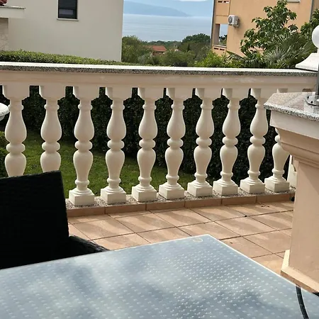 Apartment Smilja Malinska Exterior photo